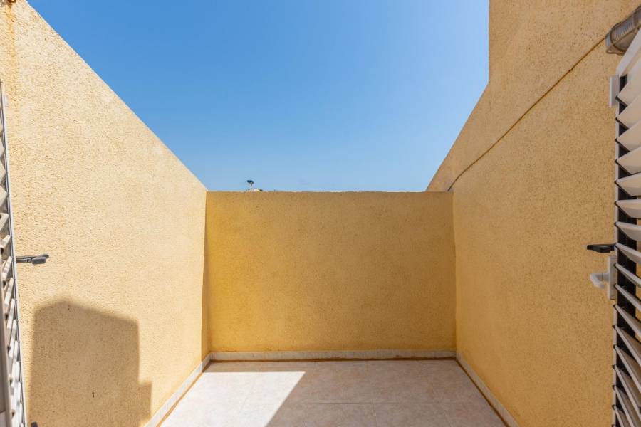 Reventa - Casa - Torrevieja - Playa Los Locos