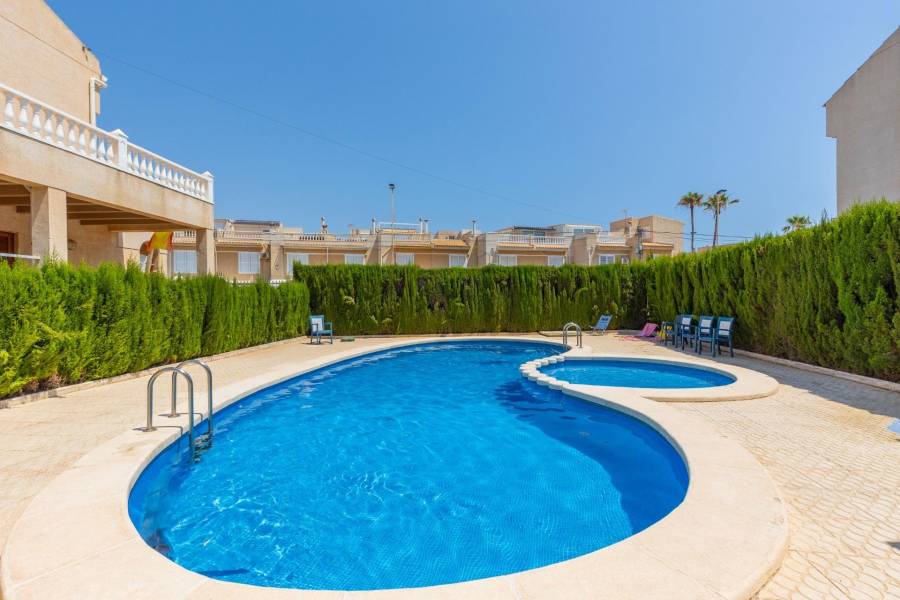 Reventa - Casa - Torrevieja - Playa Los Locos