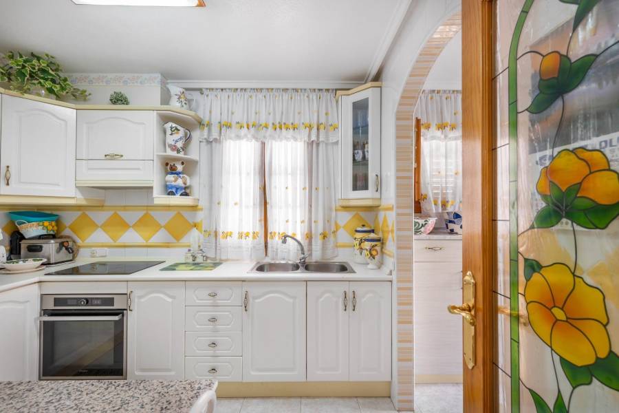 Reventa - Casa - Torrevieja - Playa Los Locos