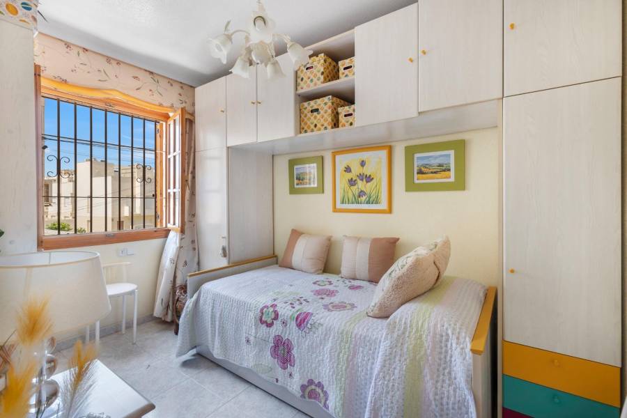 Reventa - Casa - Torrevieja - Playa Los Locos