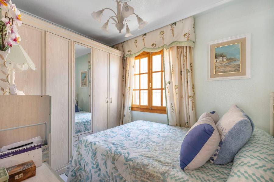 Reventa - Casa - Torrevieja - Playa Los Locos