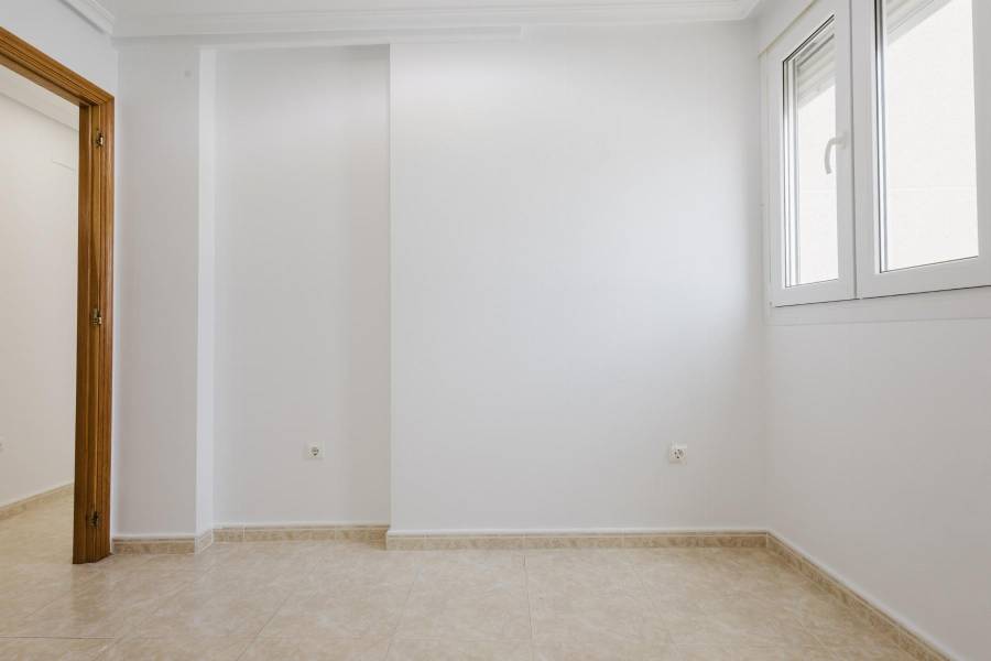 Reventa - Apartamento - Torrevieja - NUEVA TORREVIEJA