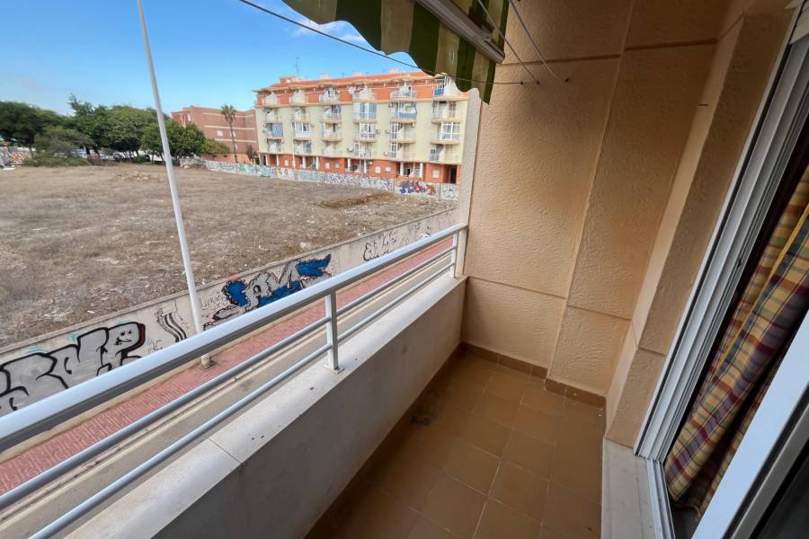 Reventa - Apartamento - La Mata - Centro/PLAYA