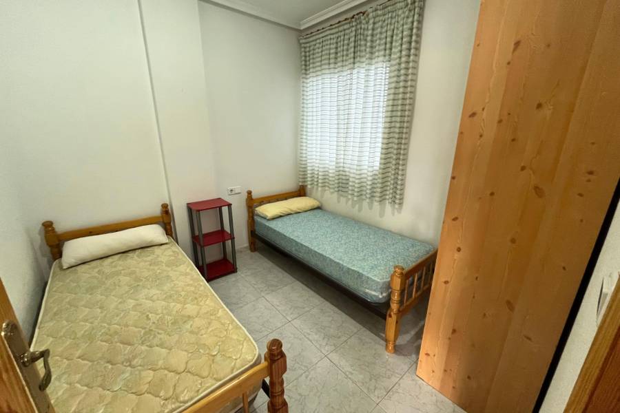 Reventa - Apartamento - La Mata - Centro/PLAYA