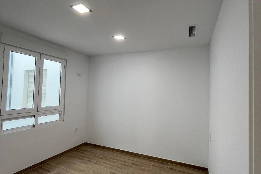 Reventa - Apartamento - La Mata - Pueblo/ PLAYA