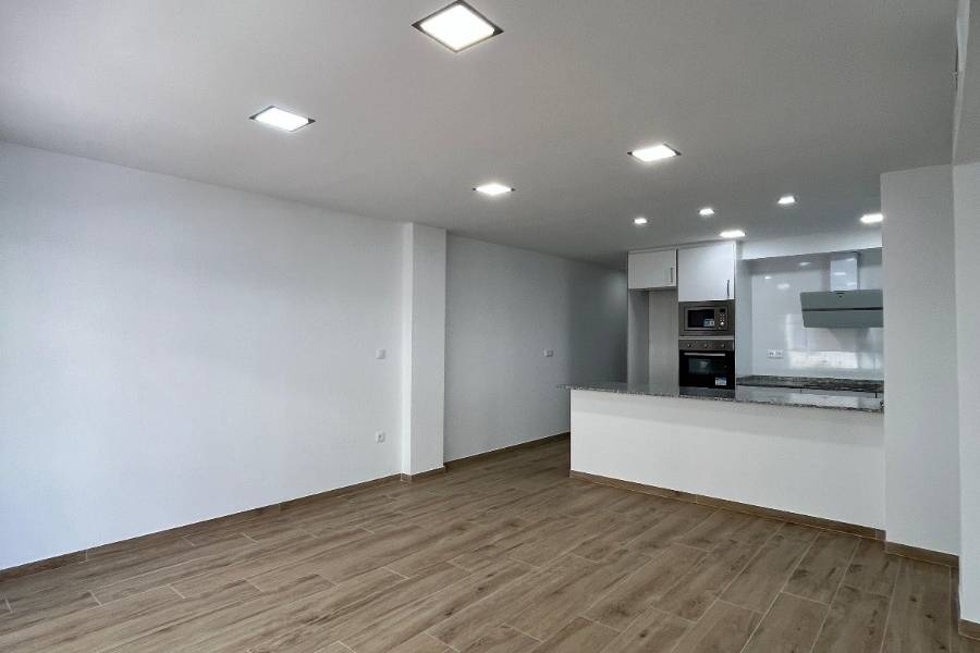 Reventa - Apartamento - La Mata - Pueblo/ PLAYA