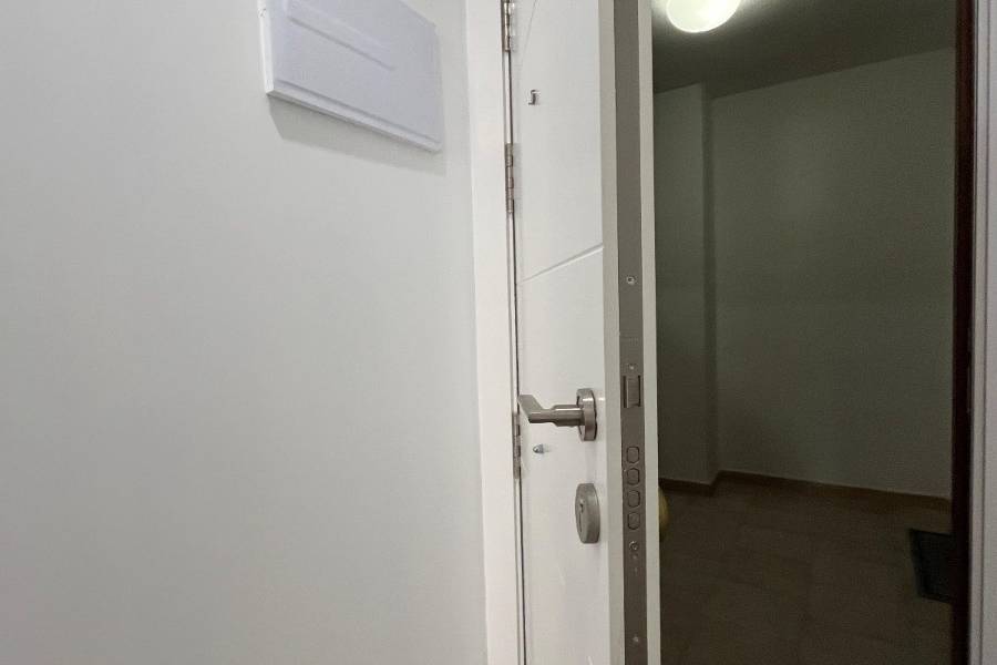 Reventa - Apartamento - La Mata - Pueblo/ PLAYA