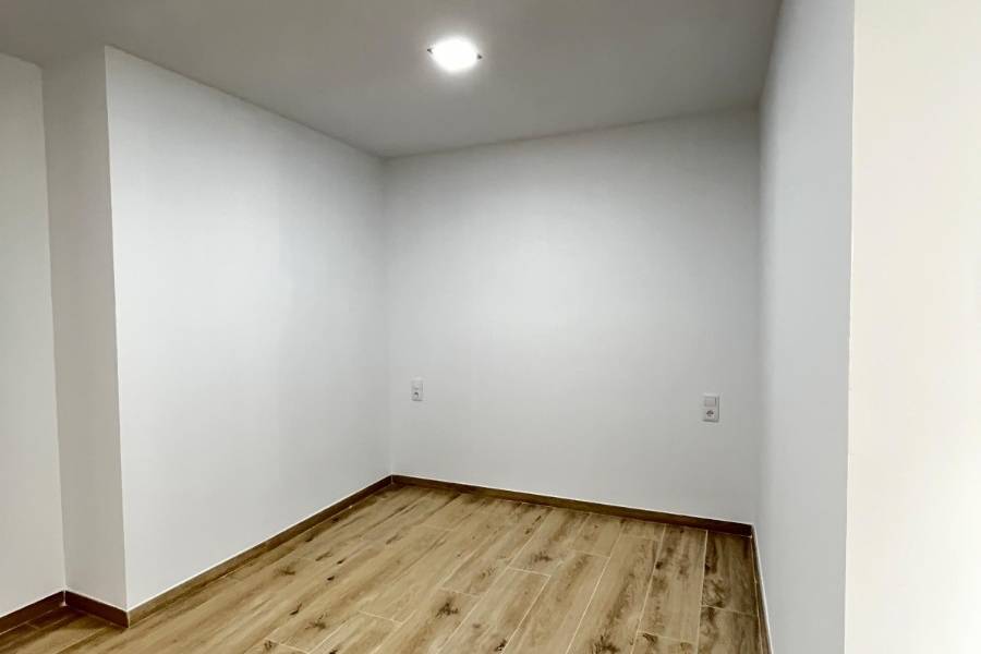 Reventa - Apartamento - La Mata - Pueblo/ PLAYA