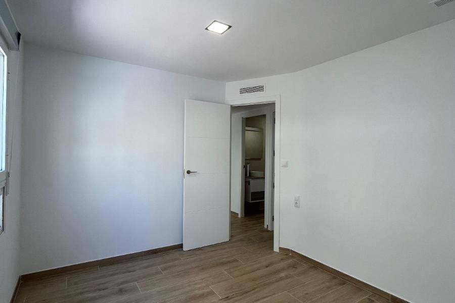 Reventa - Apartamento - La Mata - Pueblo/ PLAYA