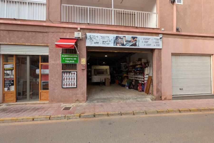 Återförsäljning - Kommersiella lokaler - La Mata - Pueblo/ PLAYA