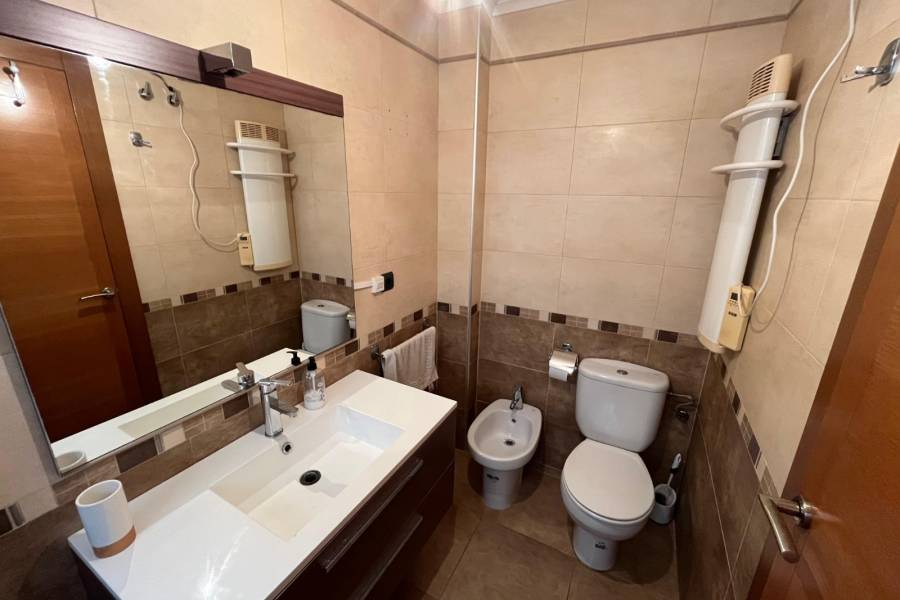 Reventa - Piso - Los Montesinos  - Pueblo