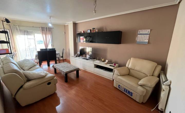 Piso - Reventa - Los Montesinos  - Pueblo