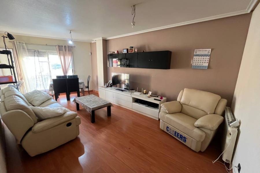 Reventa - Piso - Los Montesinos  - Pueblo