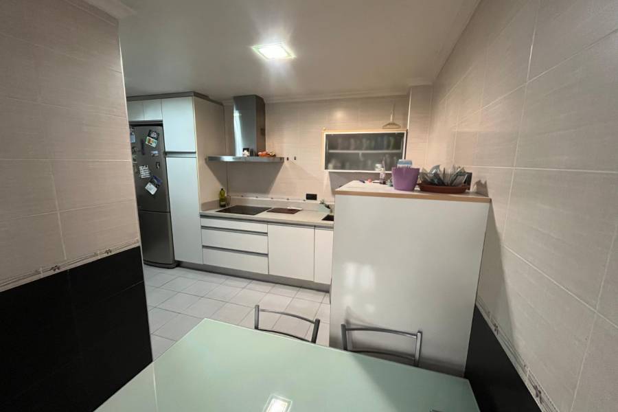 Reventa - Piso - Los Montesinos  - Pueblo