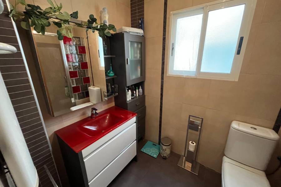 Reventa - Piso - Los Montesinos  - Pueblo