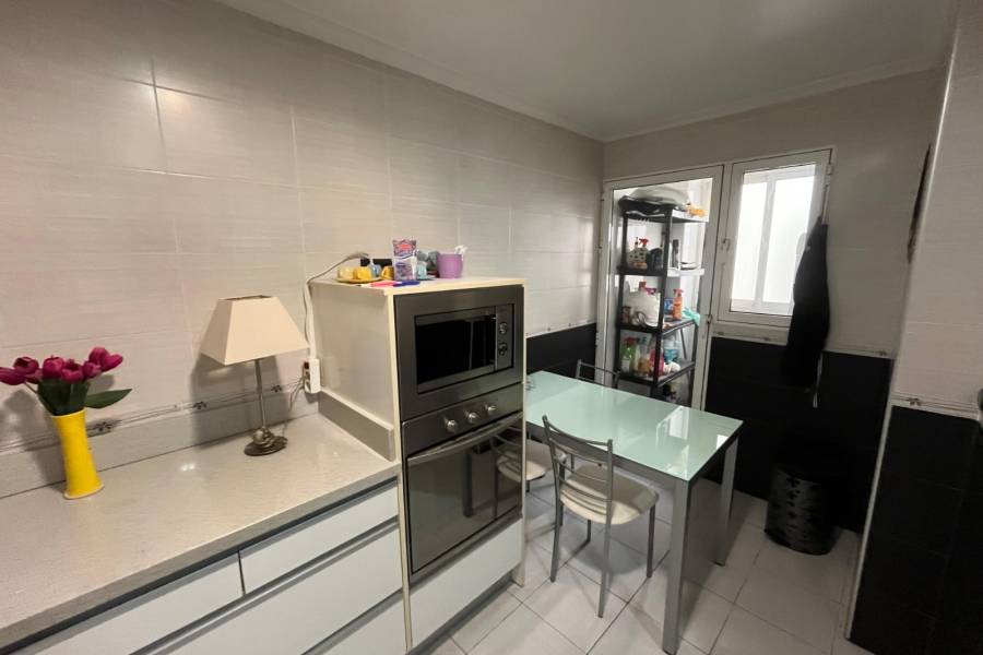 Reventa - Piso - Los Montesinos  - Pueblo