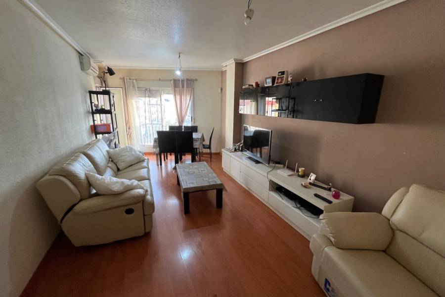 Reventa - Piso - Los Montesinos  - Pueblo