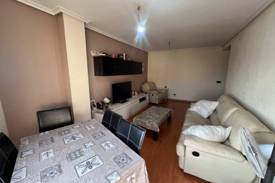 Reventa - Piso - Los Montesinos  - Pueblo