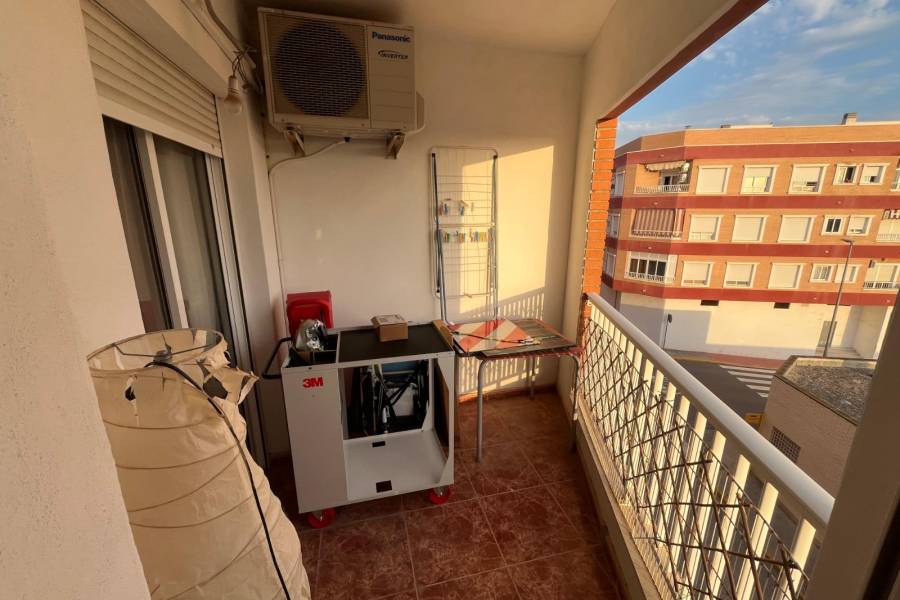 Reventa - Piso - Los Montesinos  - Pueblo