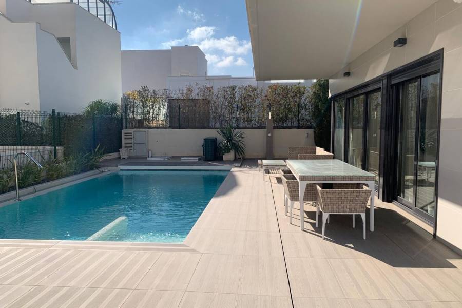 Reventa - Chalet - Campoamor - Orihuela Costa  - Campoamor 