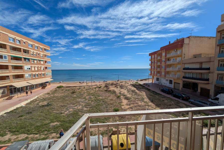 Reventa - Apartamento - La Mata - PLAYA