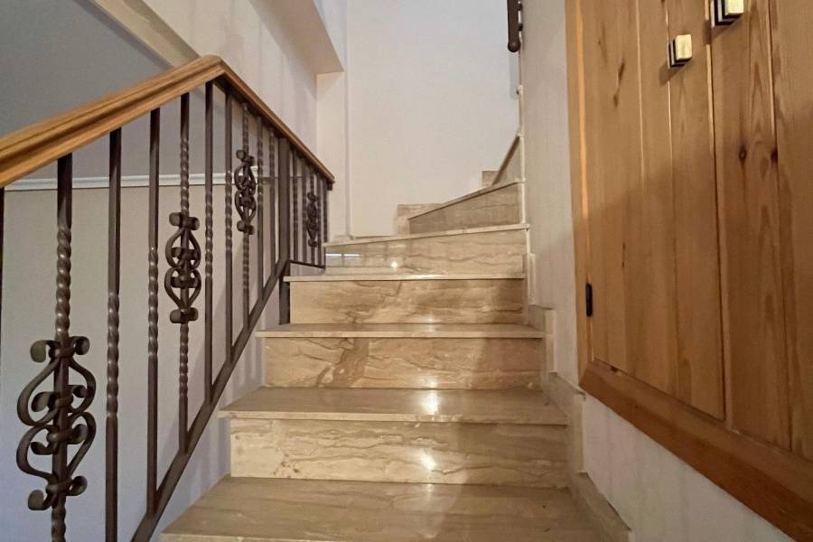 Reventa - Chalet - Elche - Las Bayas 