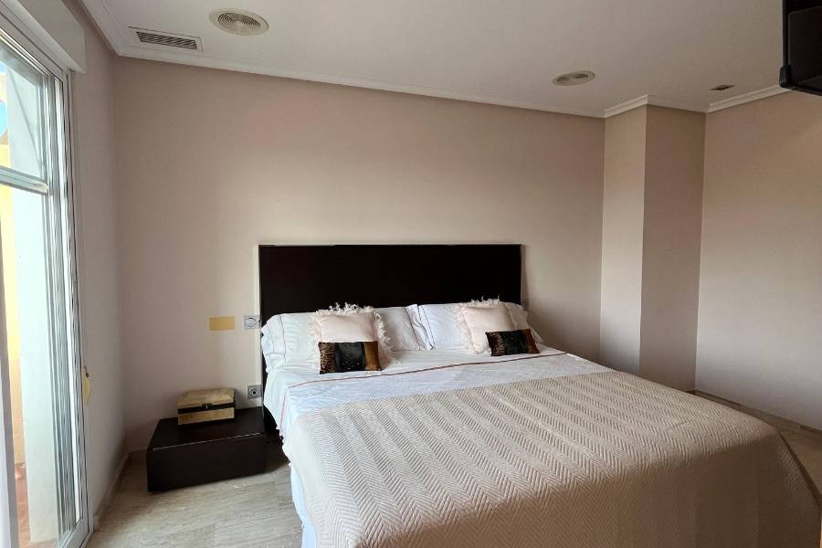 Reventa - Chalet - Elche - Las Bayas 