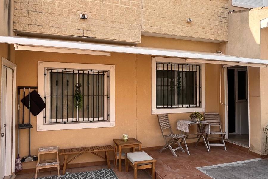 Reventa - Chalet - Elche - Las Bayas 