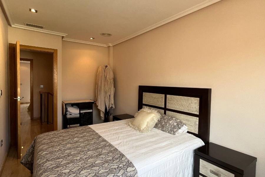 Reventa - Chalet - Elche - Las Bayas 