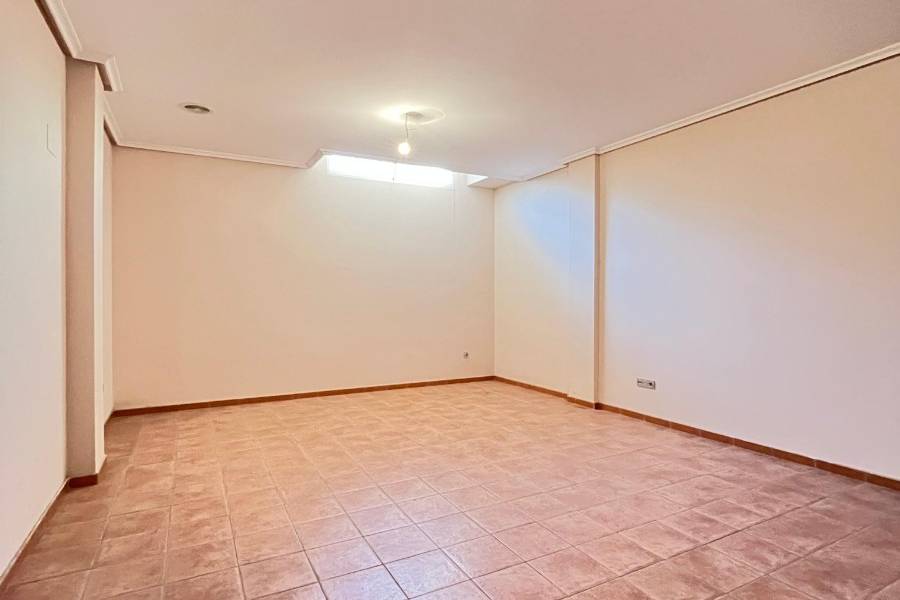 Reventa - Chalet - Elche - Las Bayas 