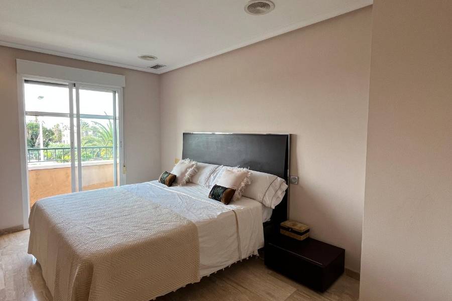 Reventa - Chalet - Elche - Las Bayas 