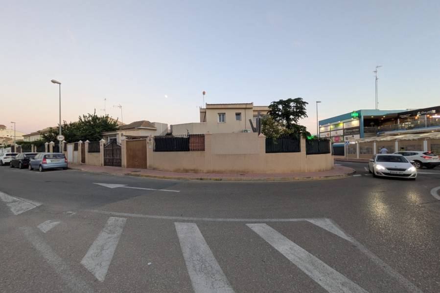 Reventa - Chalet - Torrevieja - Torreblanca