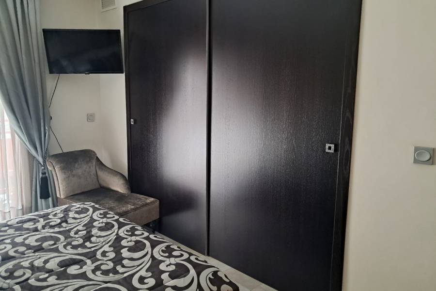 Reventa - Piso - COX - Residencial San Fernando