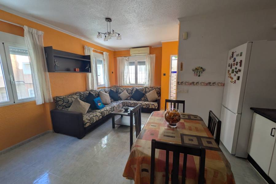 Reventa - Piso - La Mata - Pueblo/ PLAYA