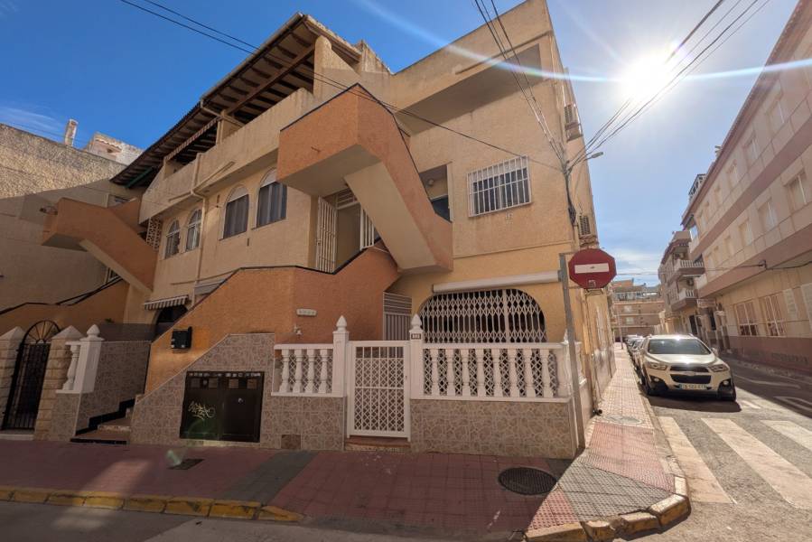 Reventa - Piso - La Mata - Pueblo/ PLAYA