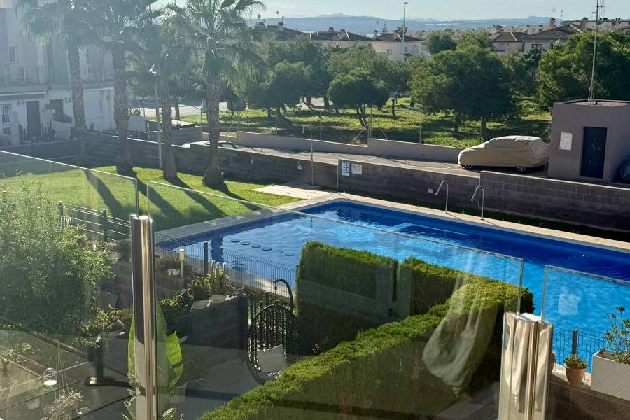 Återförsäljning - Enfamiljshus - Torrevieja - Aguas Nuevas