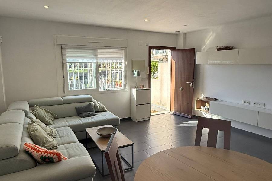 Återförsäljning - Enfamiljshus - Torrevieja - Aguas Nuevas