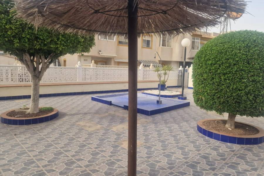 Reventa - Bungalow - Torrevieja - Pueblo 