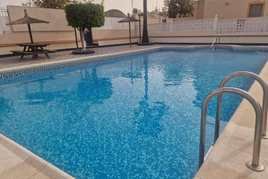 Reventa - Bungalow - Torrevieja - Pueblo 