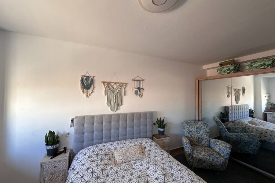 Reventa - Apartamento - Pilar de la Horadada - Pueblo