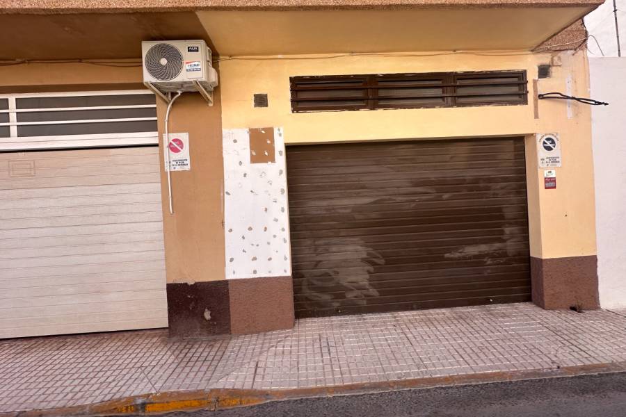 Inversiones - Locales Comerciales  - Pilar de la Horadada - Pueblo