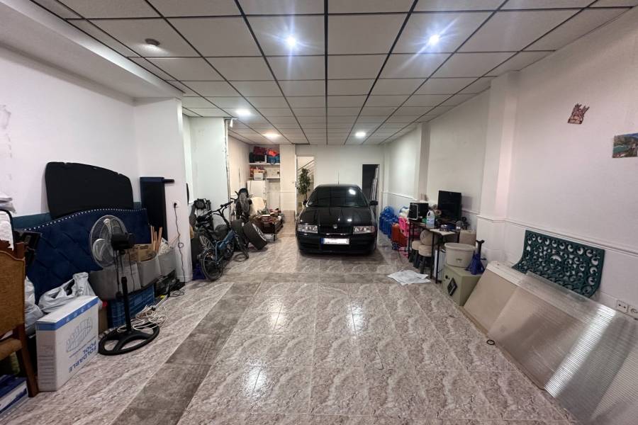 Inversiones - Locales Comerciales  - Pilar de la Horadada - Pueblo