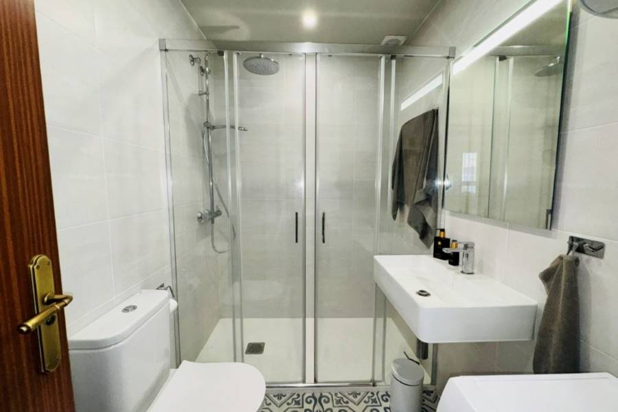 Reventa - Piso - La Mata - Pueblo/ PLAYA