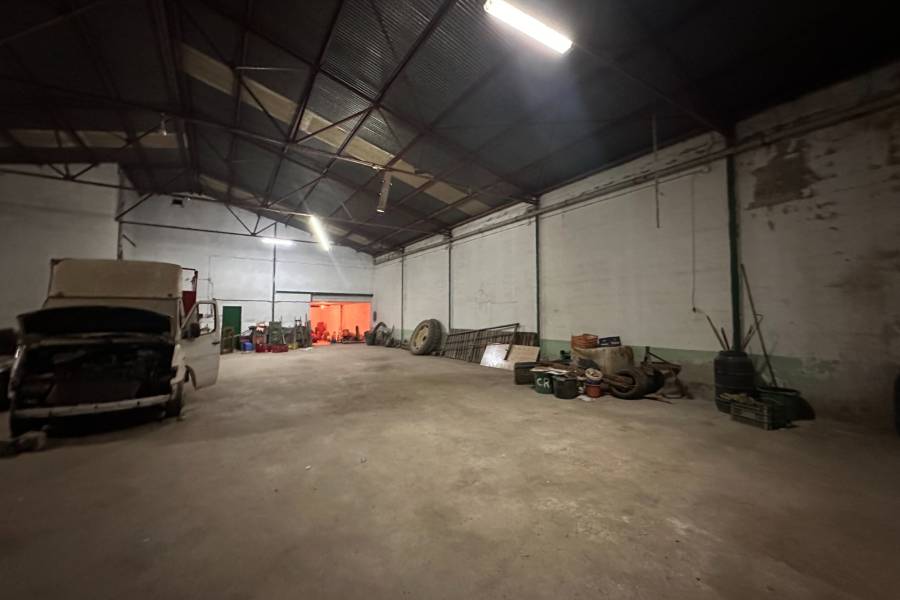 Inversiones - Locales Comerciales  - DOLORES - Dolores