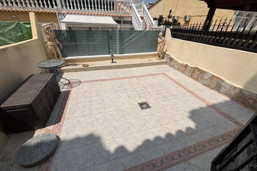 Reventa - Chalet - ORIHUELA COSTA - ORIHUELA COSTA 