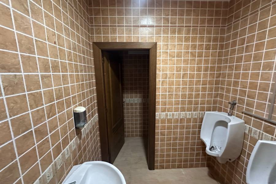 Resale - Commercial - Los Montesinos - Pueblo