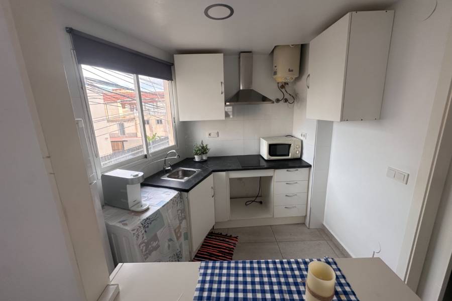 Reventa - Estudio - Torrevieja - Torrevieja*