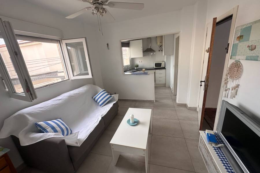 Reventa - Estudio - Torrevieja - Torrevieja*