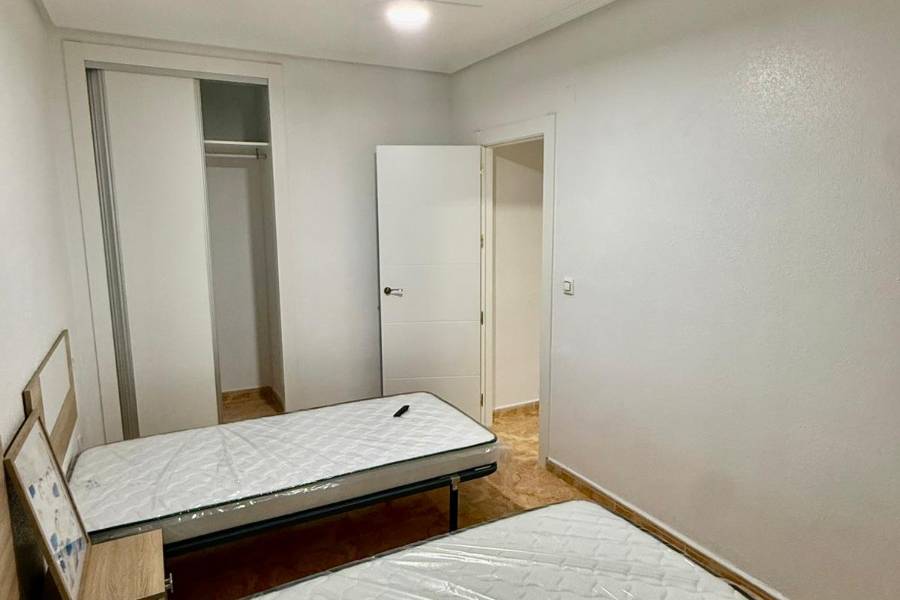 Reventa - Casa - Torrevieja - Playa de los Locos