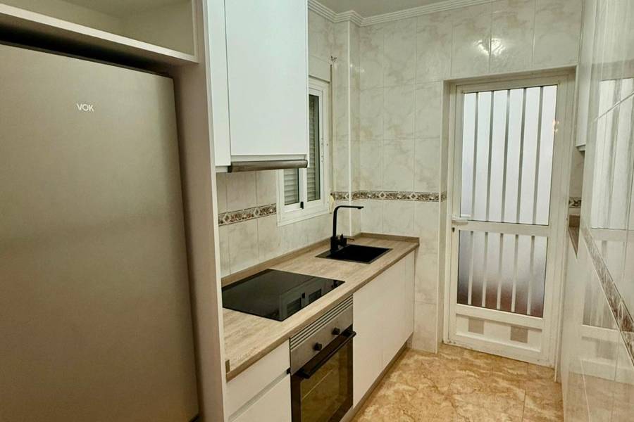 Reventa - Casa - Torrevieja - Playa de los Locos